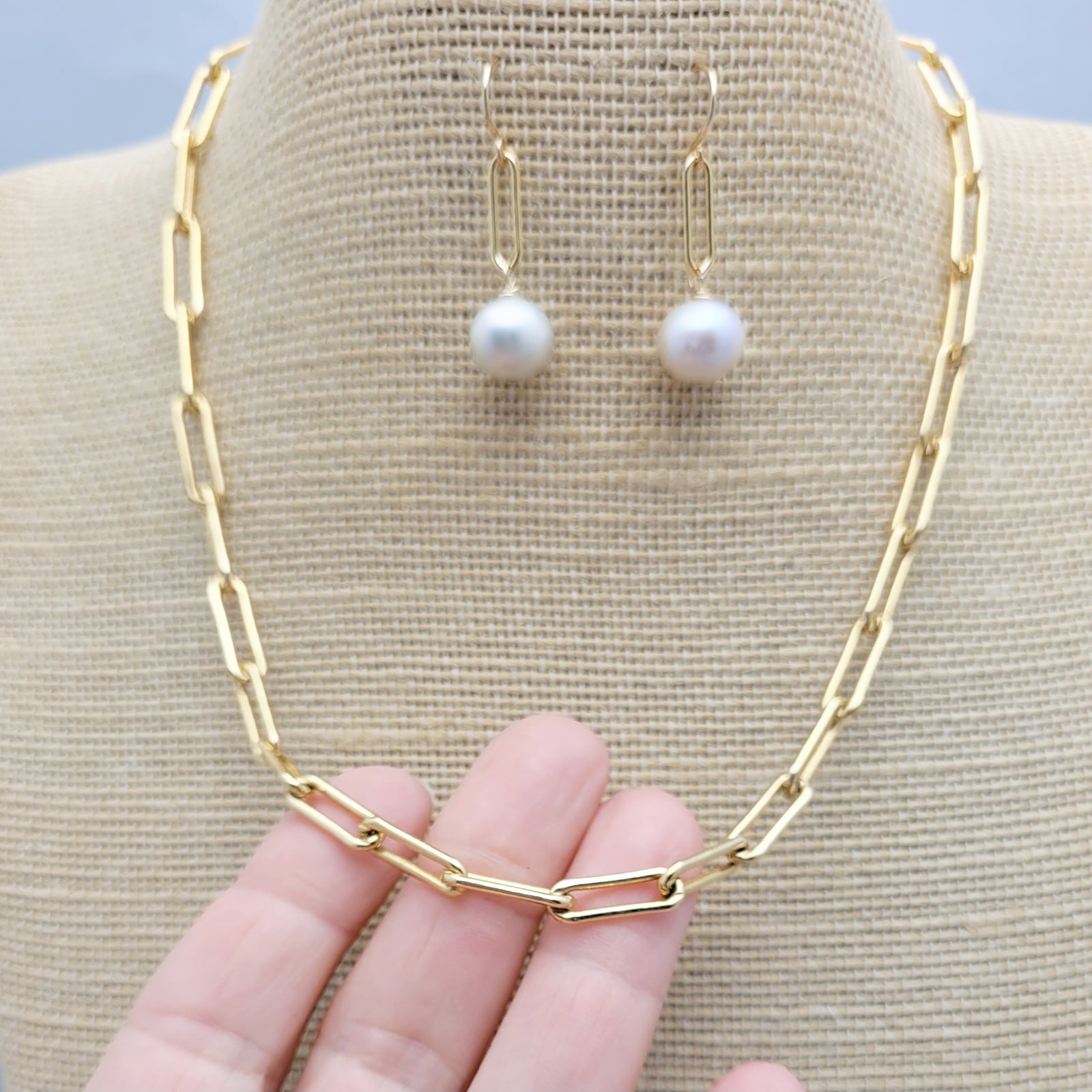 Thick Paperclip Chain