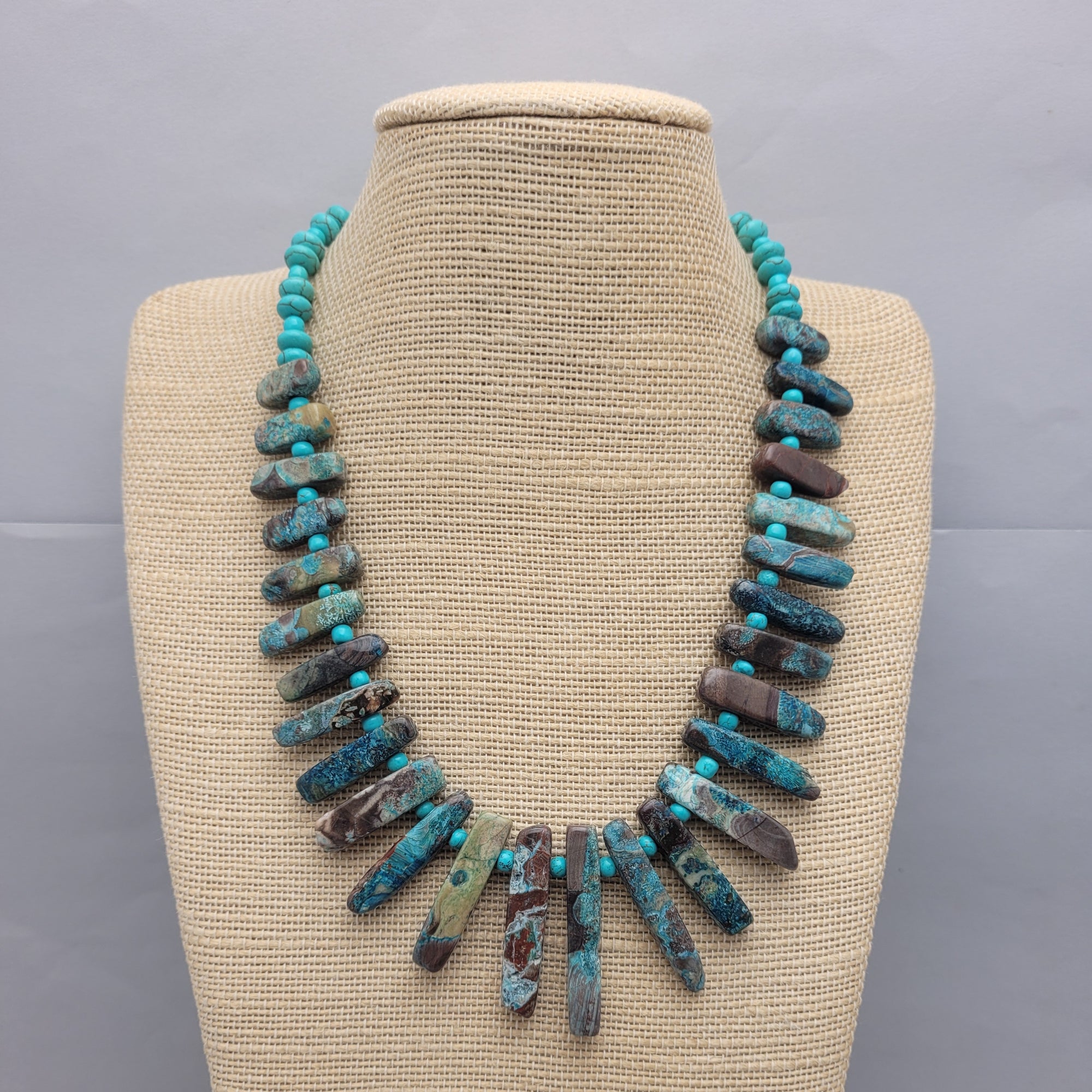 Turquoise Spikes Necklace